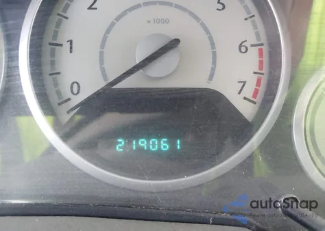 2010 Chrysler Town & Country Touring from USA, damaged, VIN 2A4RR5D1XAR243300